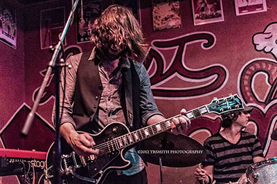 Justin S Davis and his Les Paul, live at Slim's Last Chance Saloon